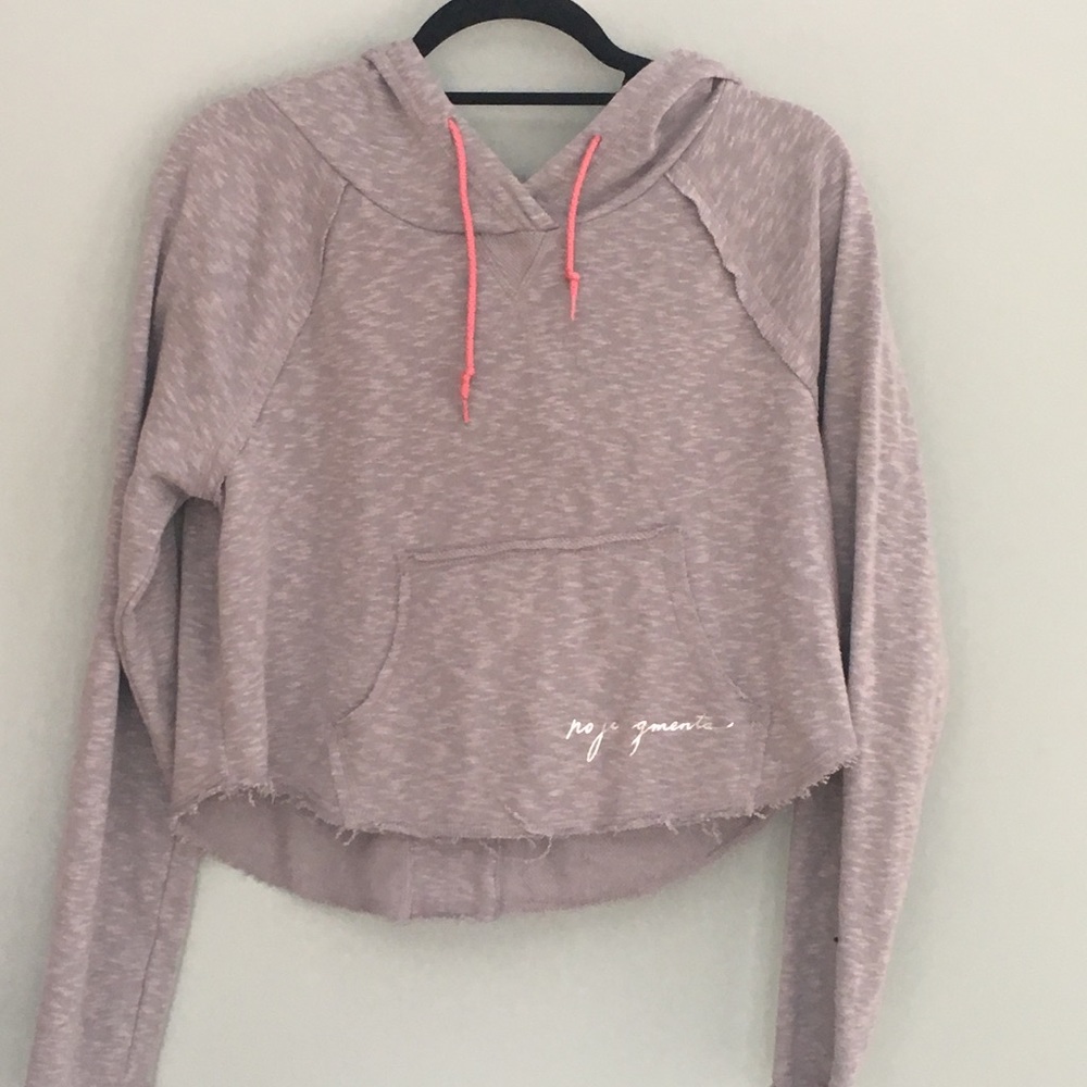 Long sleeve cropped sweatshirt juniors